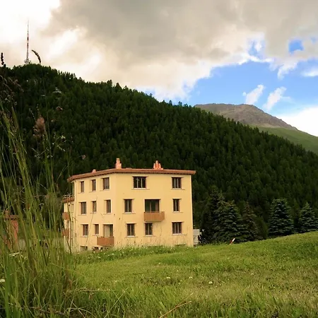 Foppas 3 - Apartment St. Moritz